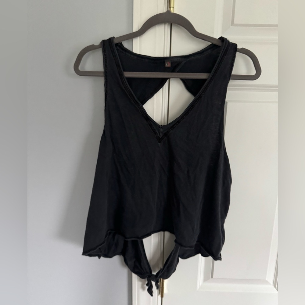 FP Movement by Free People Black V-Neck Tie-Back Tank